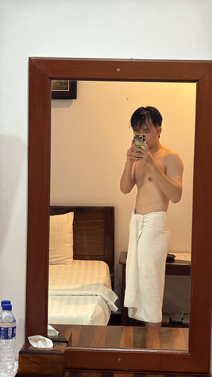 Ouchy Chan tweet media