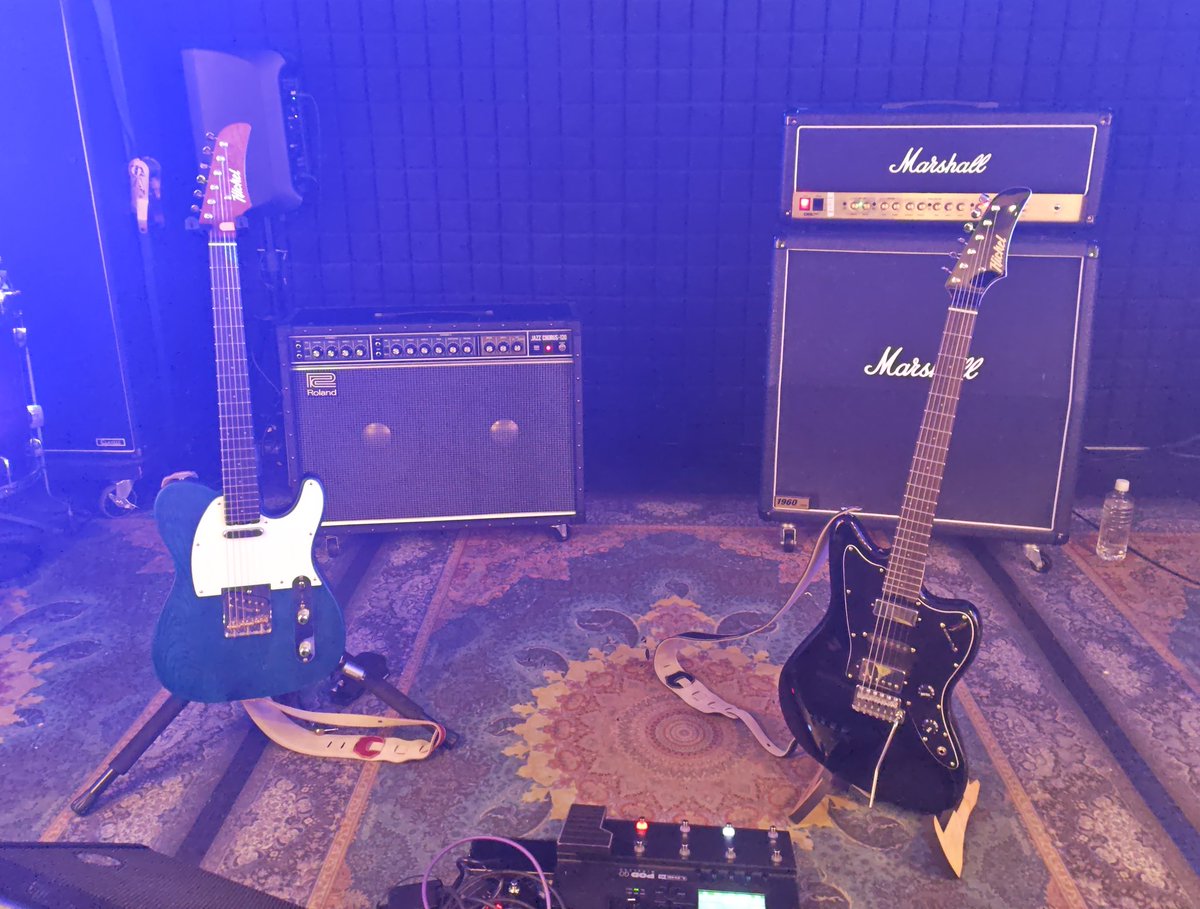 ryoku3366's tweet photo. 悠先生の
RESONIFY the LIVE’26
@大阪市ベースメントギャラリー
行ってきました🎸✨

今日の大阪は寒かったけど
激しいロックで
めちや盛り上がりました🌸

#萩原悠ギター教室
#イリス
#青いメッシュ https://t.co/TTryYMu4e4