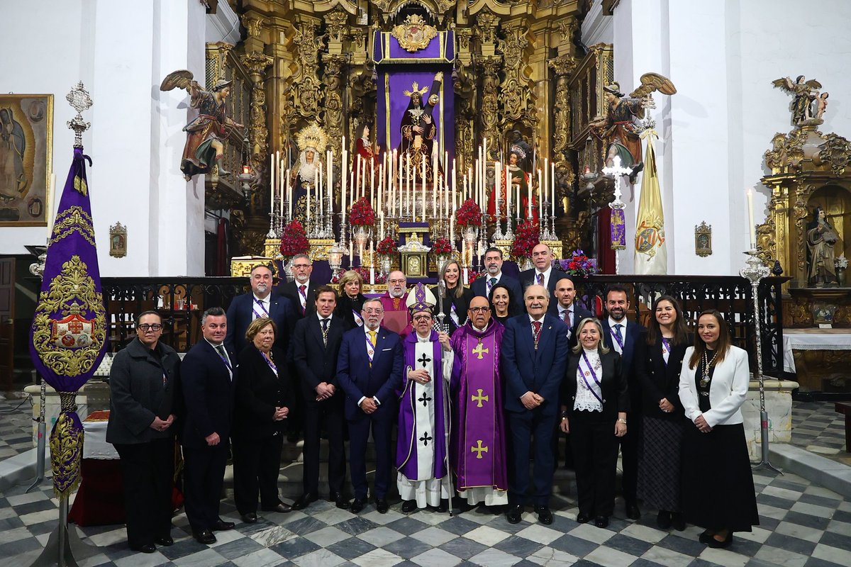 NazarenodeCadiz's tweet photo. Concluye la Función Principal de Instituto ✝️

🙏 Un día de fe, compromiso y hermandad ante Nuestro Padre Jesús Nazareno.

Santa María vuelve al silencio esperando un nuevo Jueves Santo 💜 https://t.co/M5Ms3lFfB6
