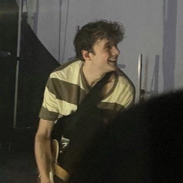 GHOSTBUR tweet media