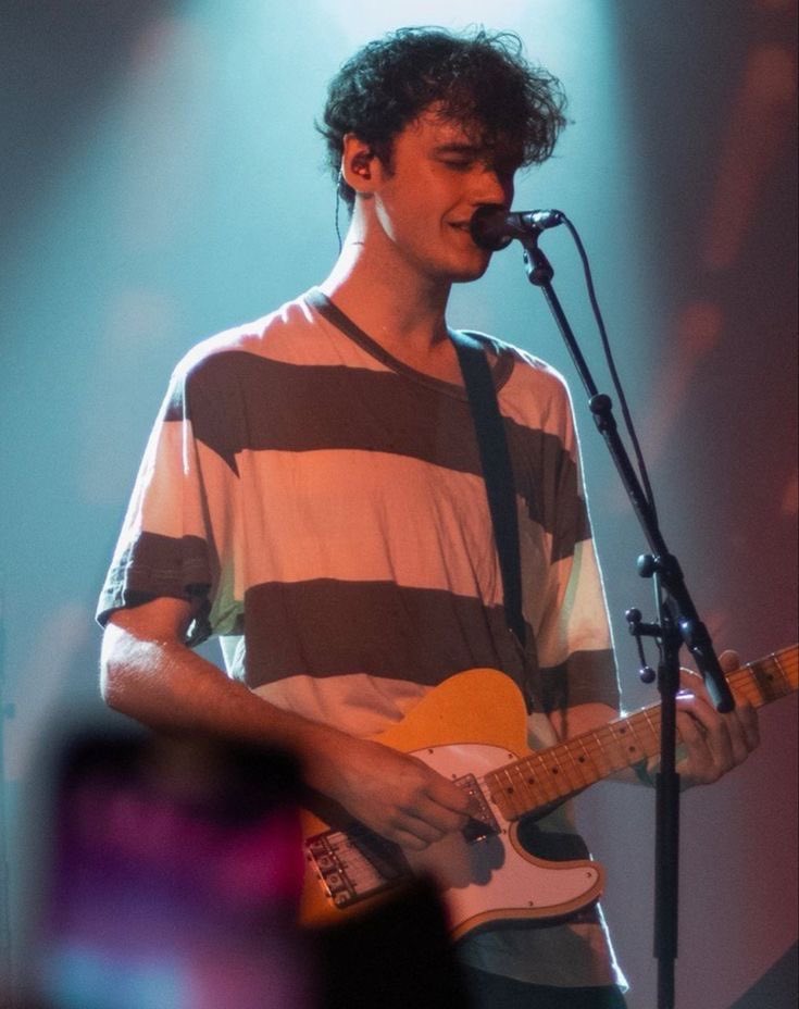 GHOSTBUR tweet media