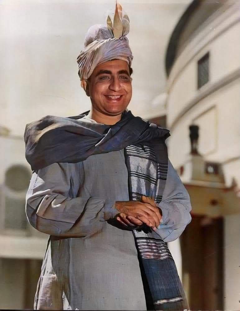 Tanveer777Ahmad's tweet photo. د اشنغر مغرور ملنګ 
په نوم غني په جیب لپنګ
#RememberingGhaniKhan https://t.co/sHYucMxabt