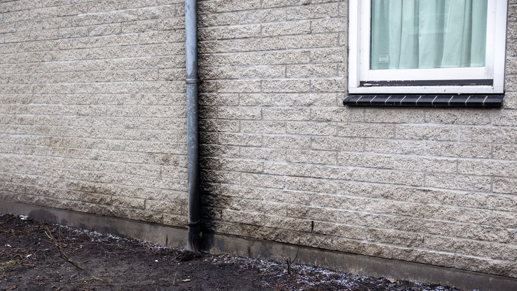 Volgens onze minister van 'defensie' is de aanslag op een regenpijp van een joodse school in Amsterdam mogelijk het werk van Iran. 🤡