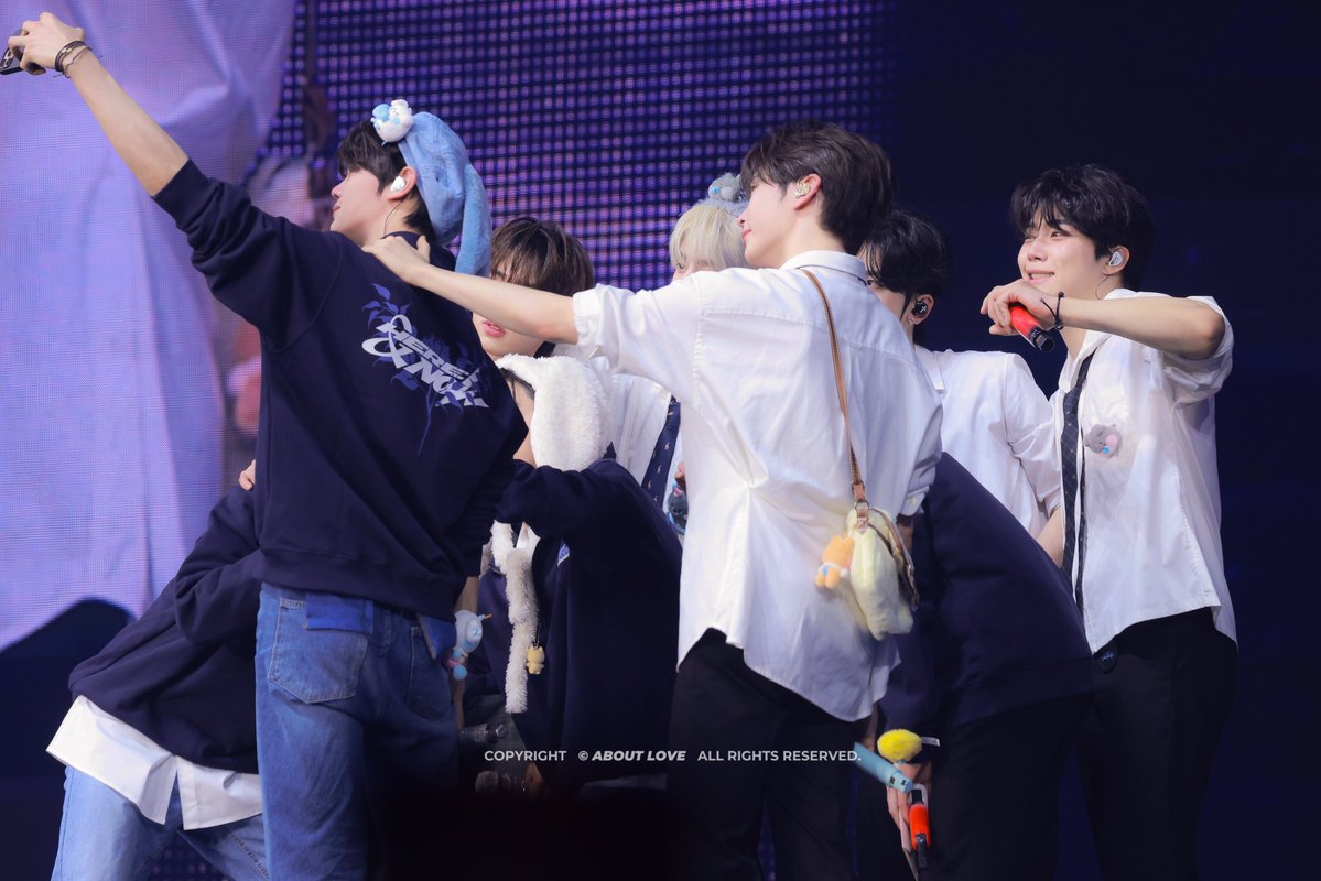 𝗮𝗯𝗼𝘂𝘁 𝗹𝗼𝘃𝗲 tweet media