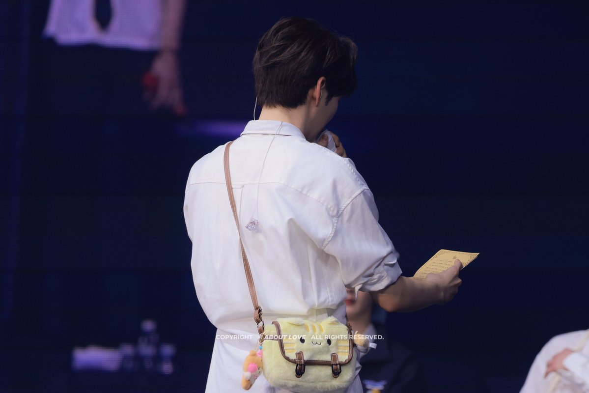 𝗮𝗯𝗼𝘂𝘁 𝗹𝗼𝘃𝗲 tweet media