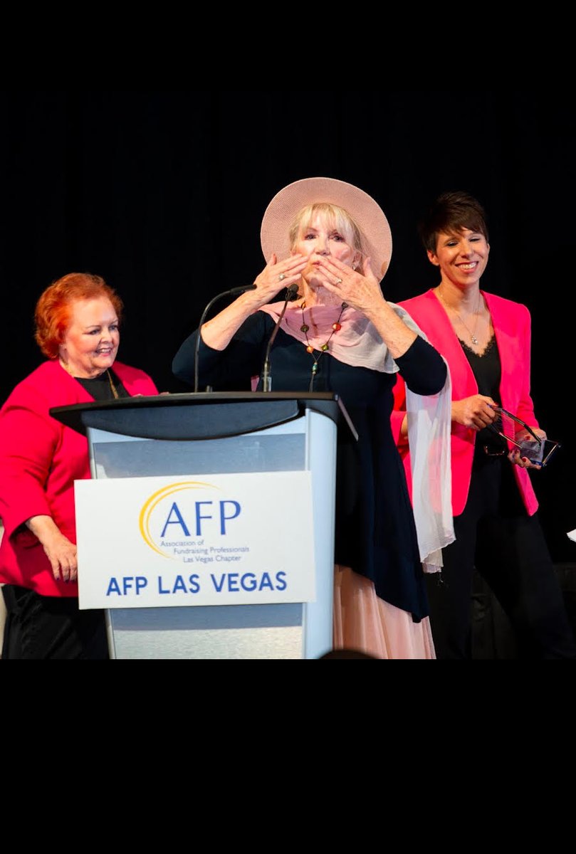 Linda Smith tweet media