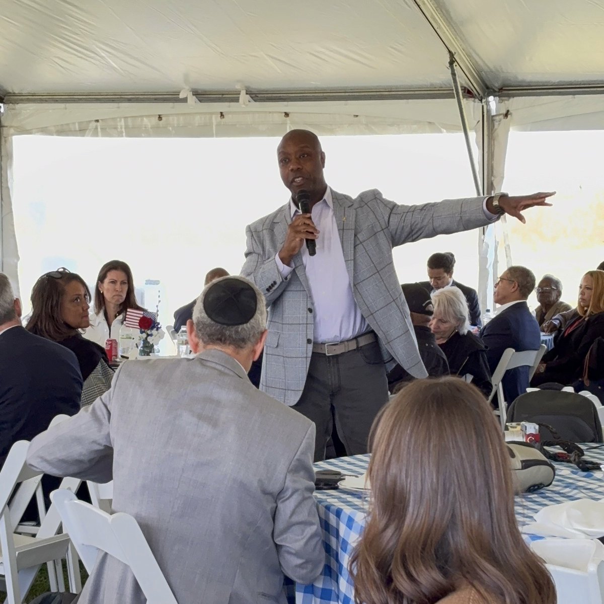 Senator Tim Scott tweet media