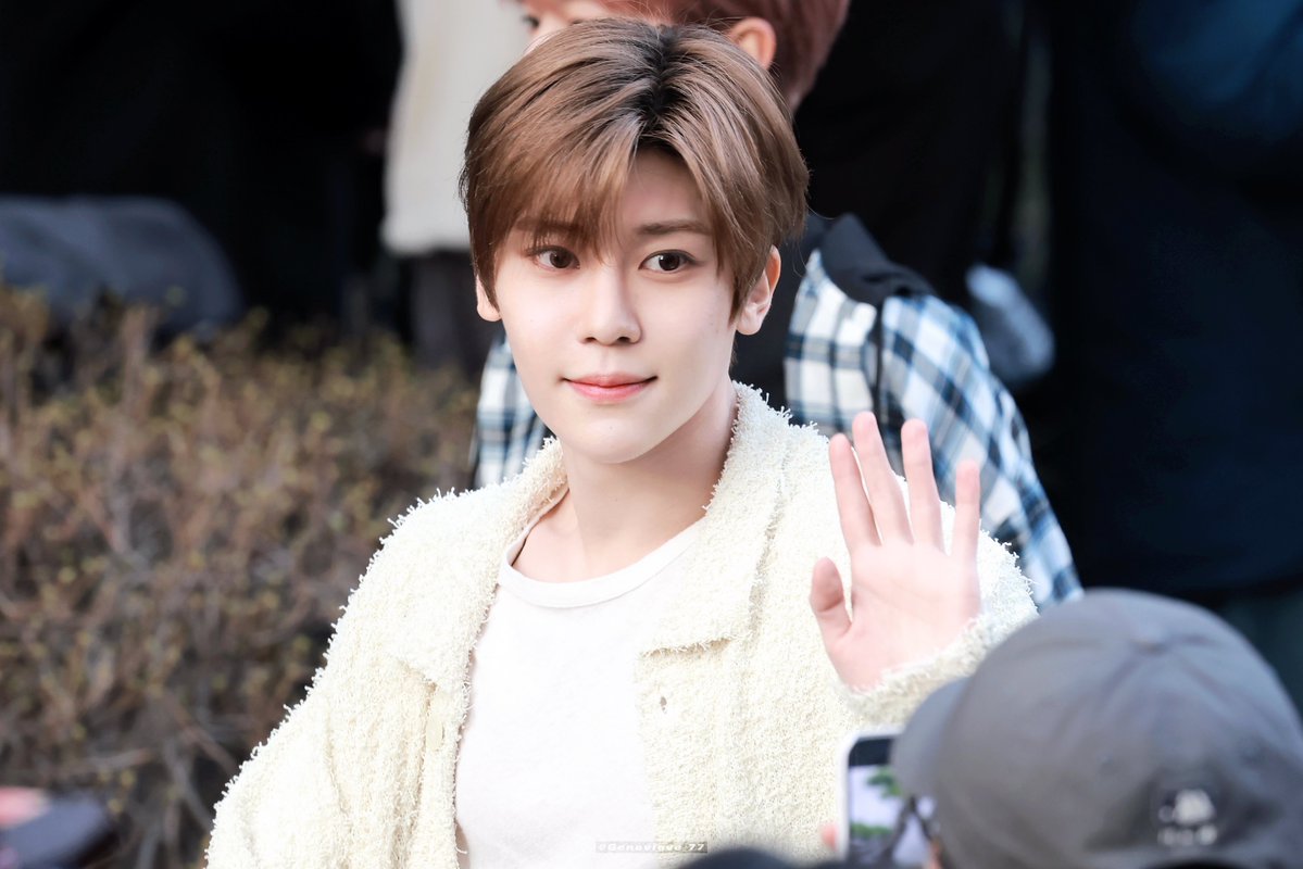 Genevieve_77 tweet media