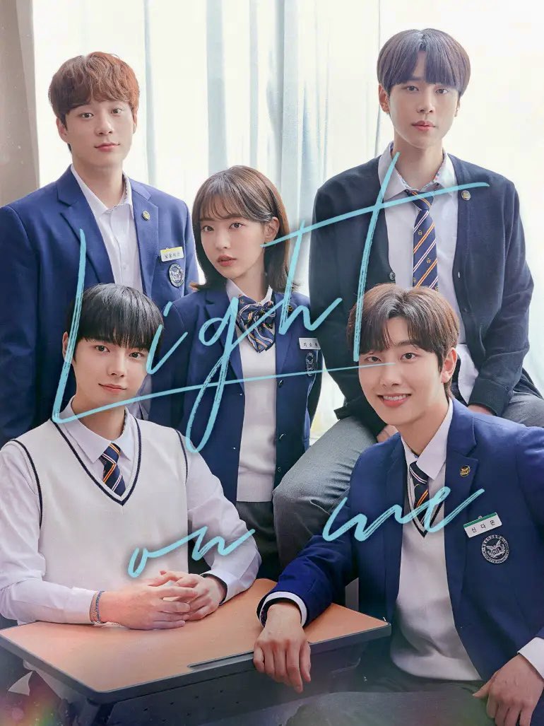 🚨 #LightOnMe is getting a Season 2 in 2026, with 10 episodes with 30 minutes each.

The Student Council was dissolved in the past due to an incident, leaving behind only memories. Now, in a new semester, the council is reassembled, but during the first meeting, a mysterious love