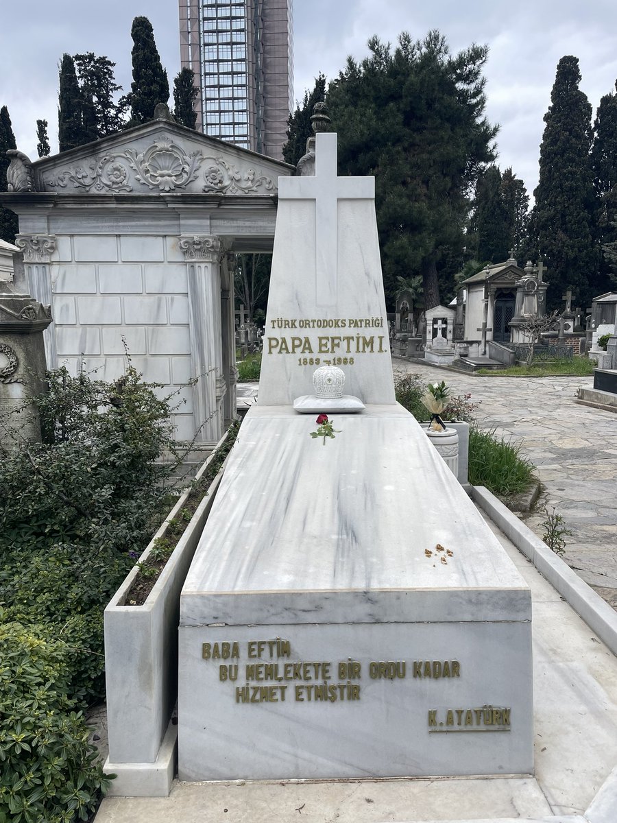 BTOP_1922's tweet photo. Vefatının 58. yıl dönümünde, Bağımsız Türk Ortodoks Patrikhanesi’nin kurucusu Papa Eftim’i mezarı başında dualarla andık.

Milli Mücadele kahramanı, Türk oğlu Türk Papa Eftim’in aziz ruhu şad olsun. https://t.co/XdvHpO7aqR