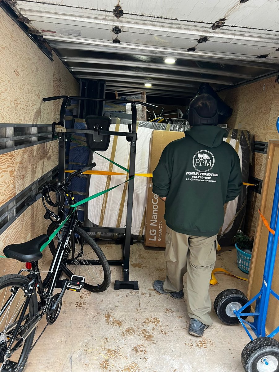 primepromovers's tweet image. Successfully finished a one bedroom move from a basement to a stacked condo in Ottawa! 🏠🚚 All furniture carefully wrapped and handled for a safe, stress-free move. #OttawaMovers #SmallMove #PrimeProMovers