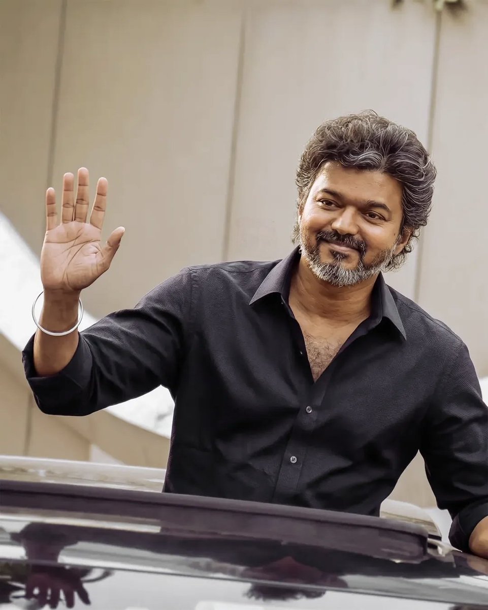 TVKSIVAMDU's tweet photo. எப்படி? எதற்கு?? என்றெல்லாம் தெரியாது.. 
புடிக்கும் அவ்வளவுதான்!! @TVKVijayHQ ❤️🫂

#tvk #vijay #thalapathy #tnelection2026 #tvkvijayhq #cbi #electioncommisson https://t.co/aZr9cDf8Qr