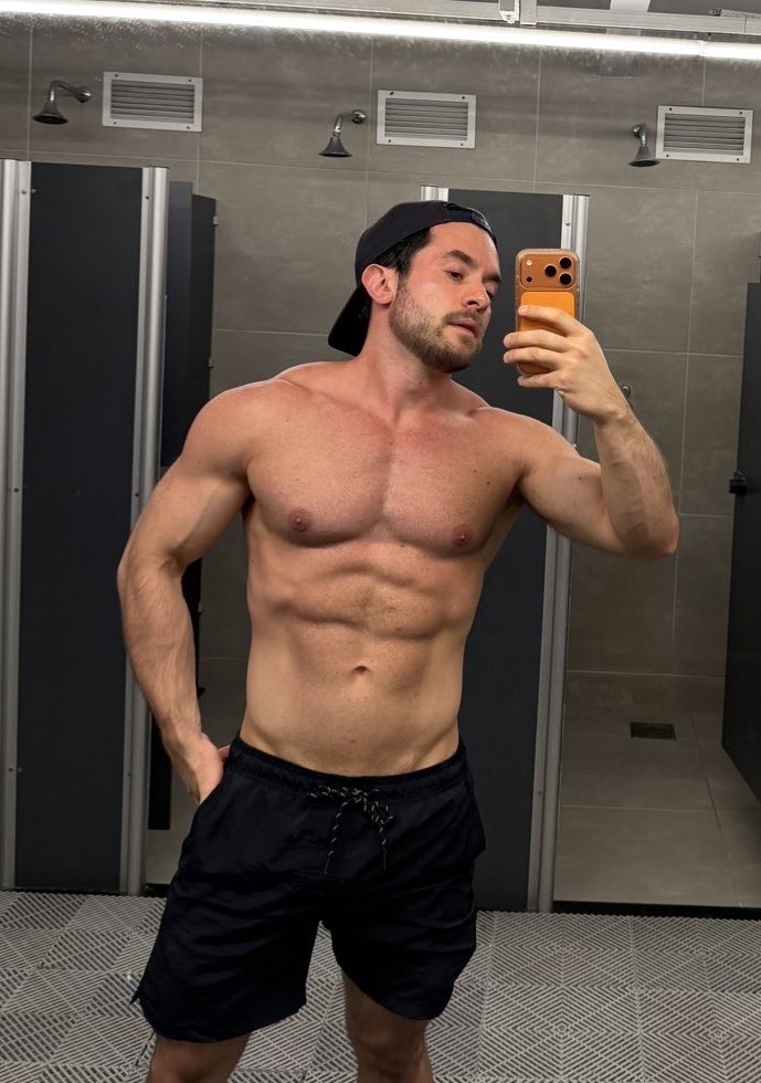 fer 🤠 tweet media