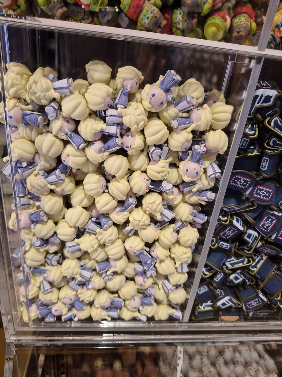 InsideDlpCastle tweet media