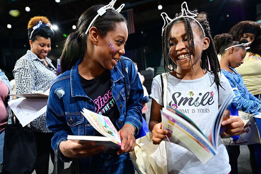 NOLAbookfest's tweet photo. Day 4⃣ at NOLA Book Fest is Family Day! 

Join us today from 10-2 at @Tulane for free, family-centered programming that includes author readings, book-related activities, musical performances, and a free book distribution.

Event details: https://t.co/qFzhafgPdb https://t.co/wSgRc7pe5v