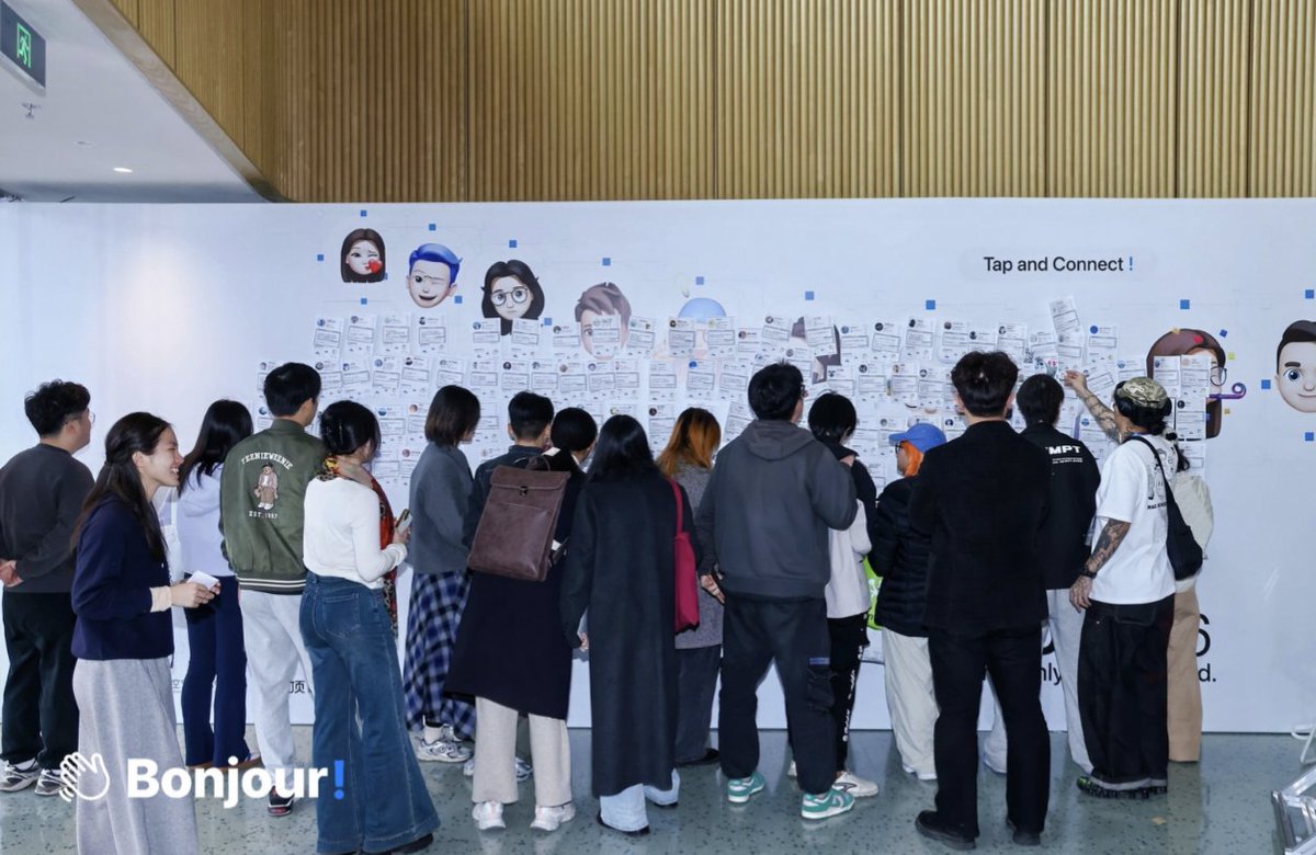 Nicolechan tweet media