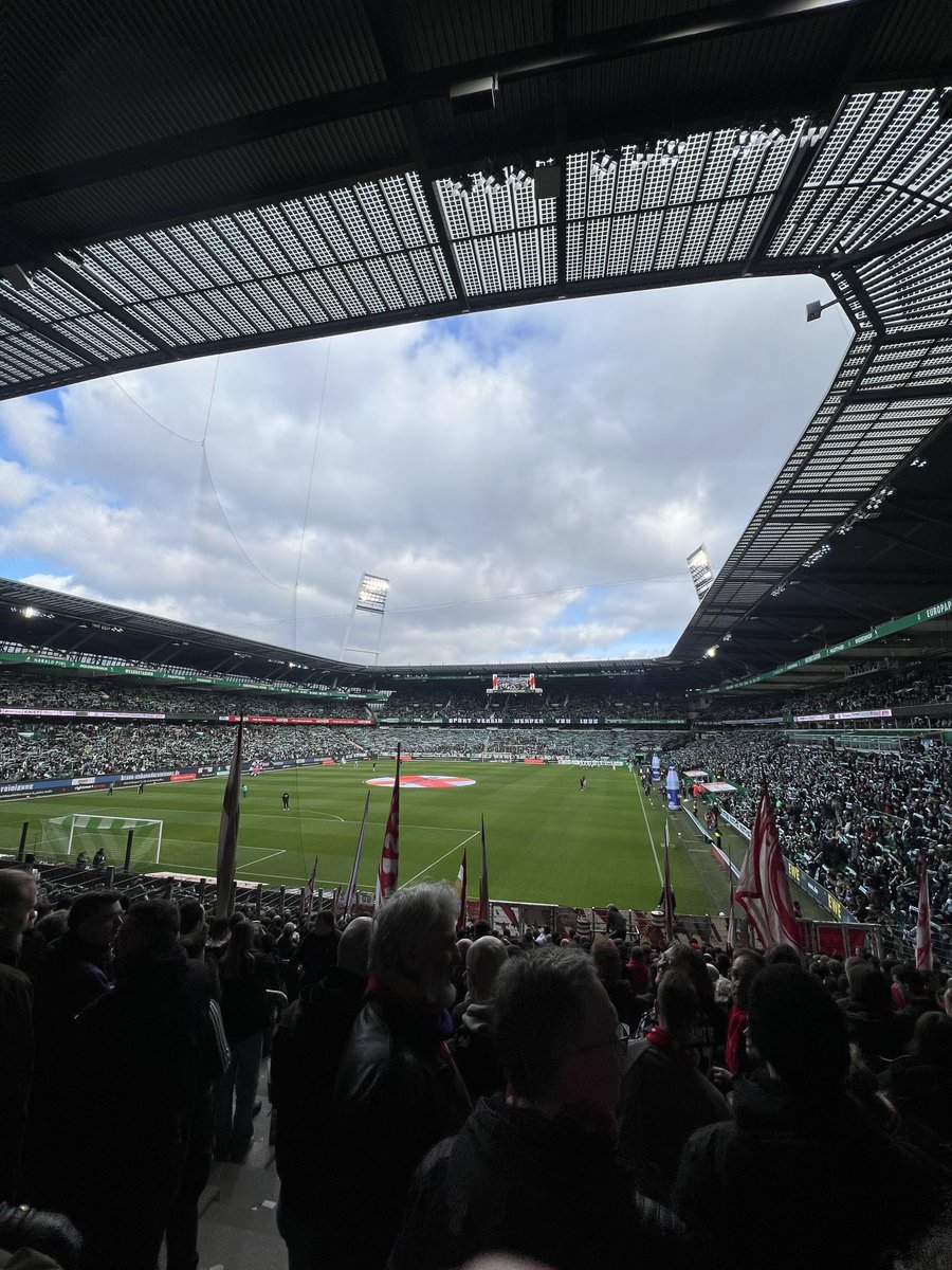 hejaoskar tweet media