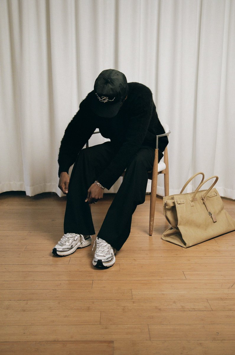 Represent Clo tweet media