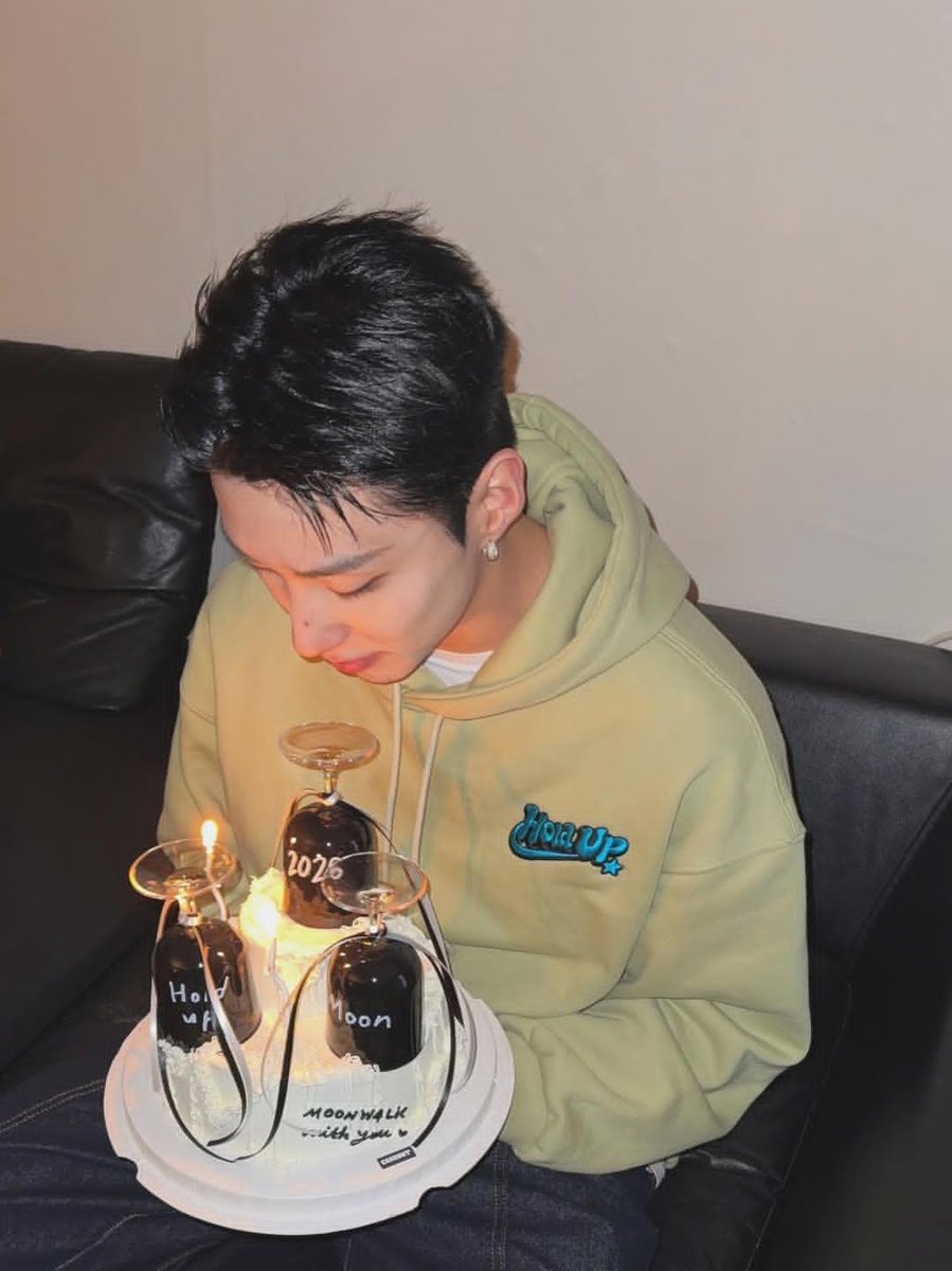 [2026.3.15] #문종업 Instagram 
나도 이틀동안 너무 행복했어💕
잘 다녀와~Hold up!! 기다릴께!! 🫶
#오늘도_문종업충전하기
#MoonJongUp #文鐘業 #ムン·ジョンオプ
instagram.com/p/DV6IN0BEhFe/…