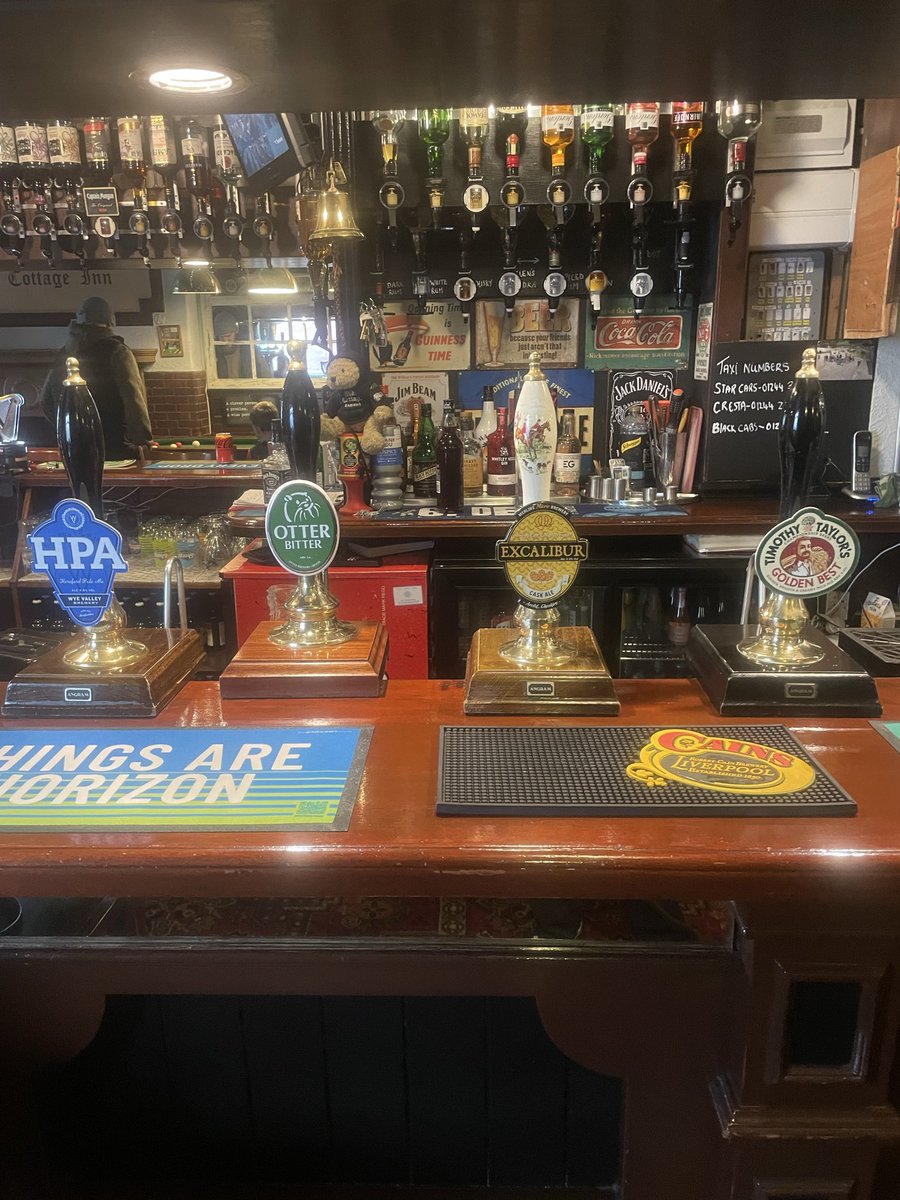 Olde cottage tweet media