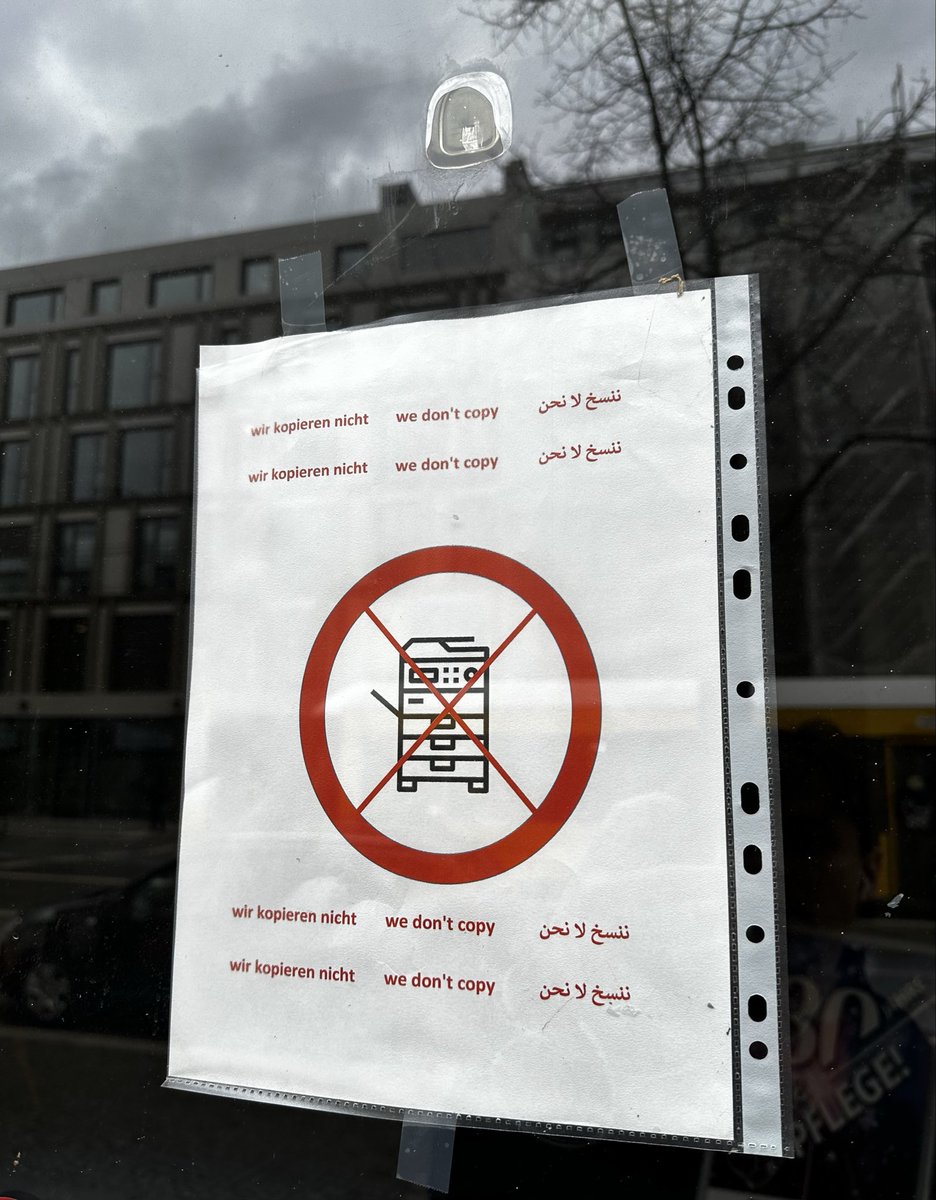 LeanderFT's tweet photo. Warum heißt ihr dann Copyshop ihr Wichser https://t.co/7VqvyZjUpM