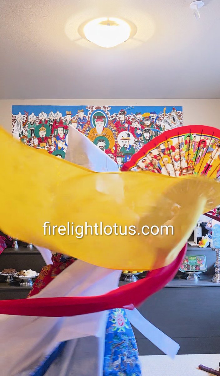 Mudang Mi tweet media