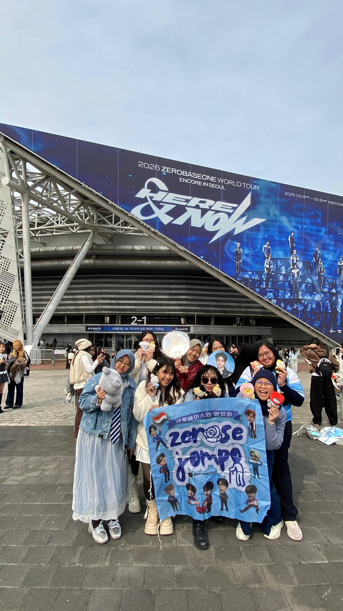 Zerose Jompo INA 💙 tweet media