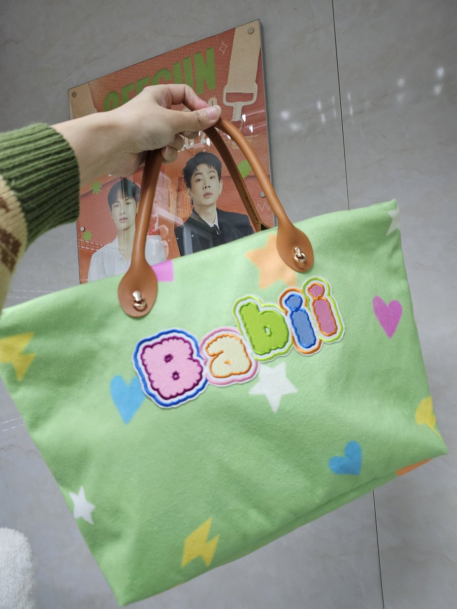 SarosAnna ・bugthaianna tweet media