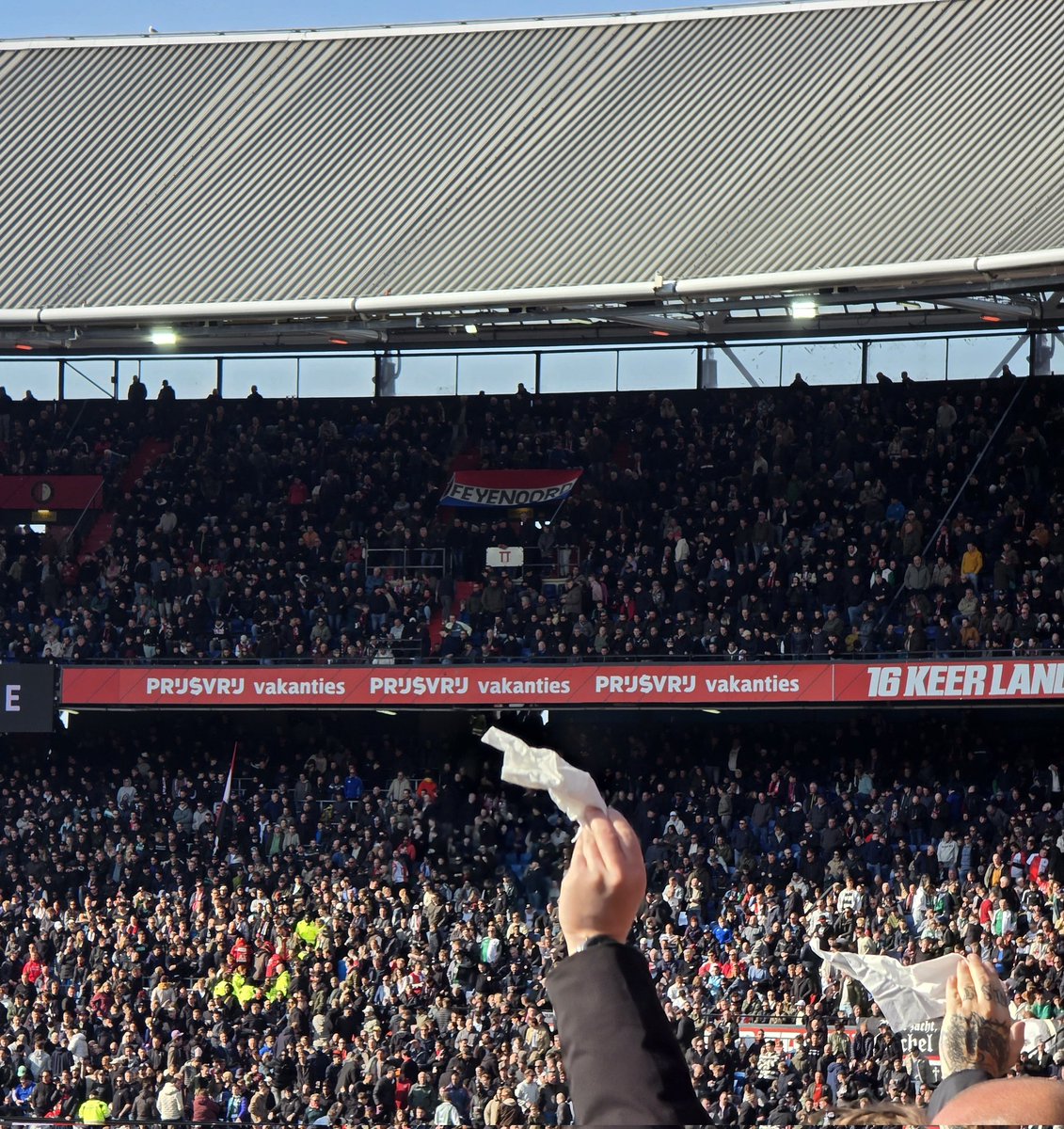 Dronken Kameraden tweet media