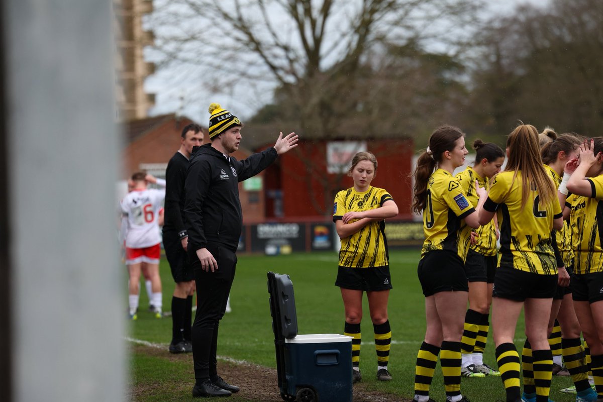 A pause in play as Gray receives treatment ⏸️