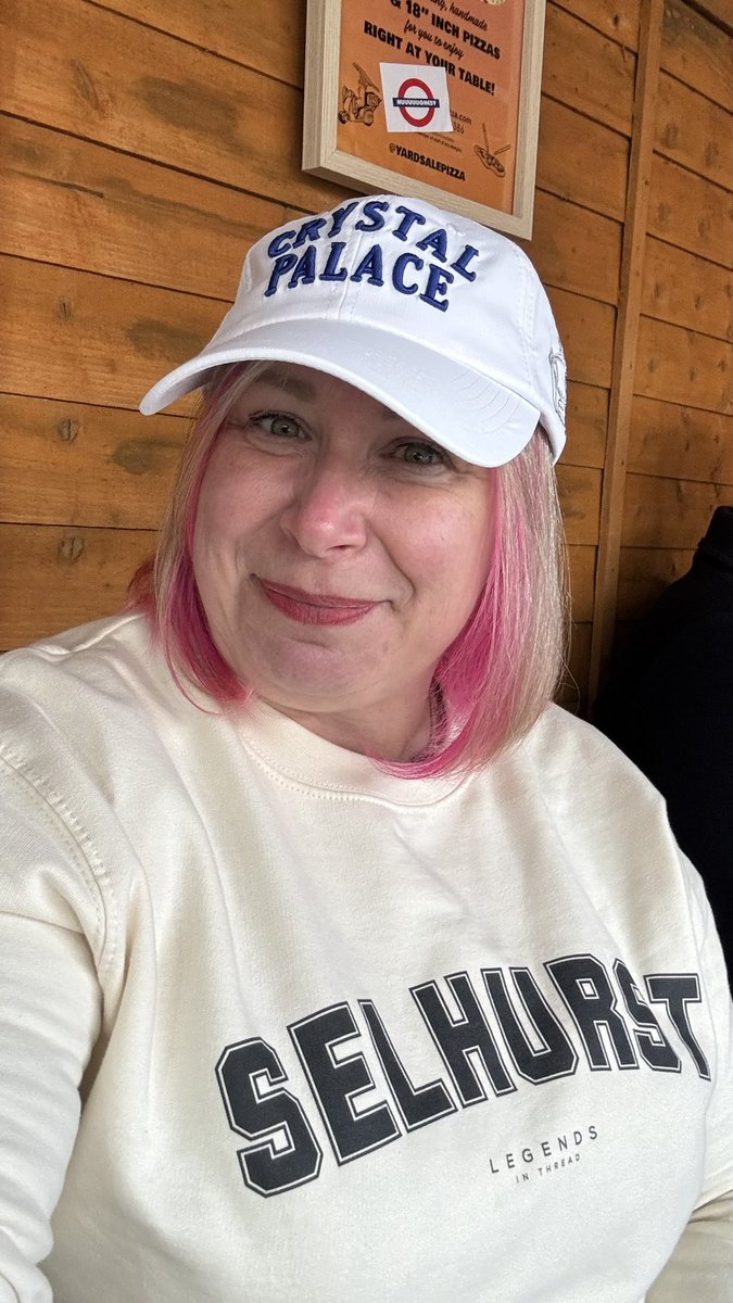 🧜♀️Bec🍩 tweet media