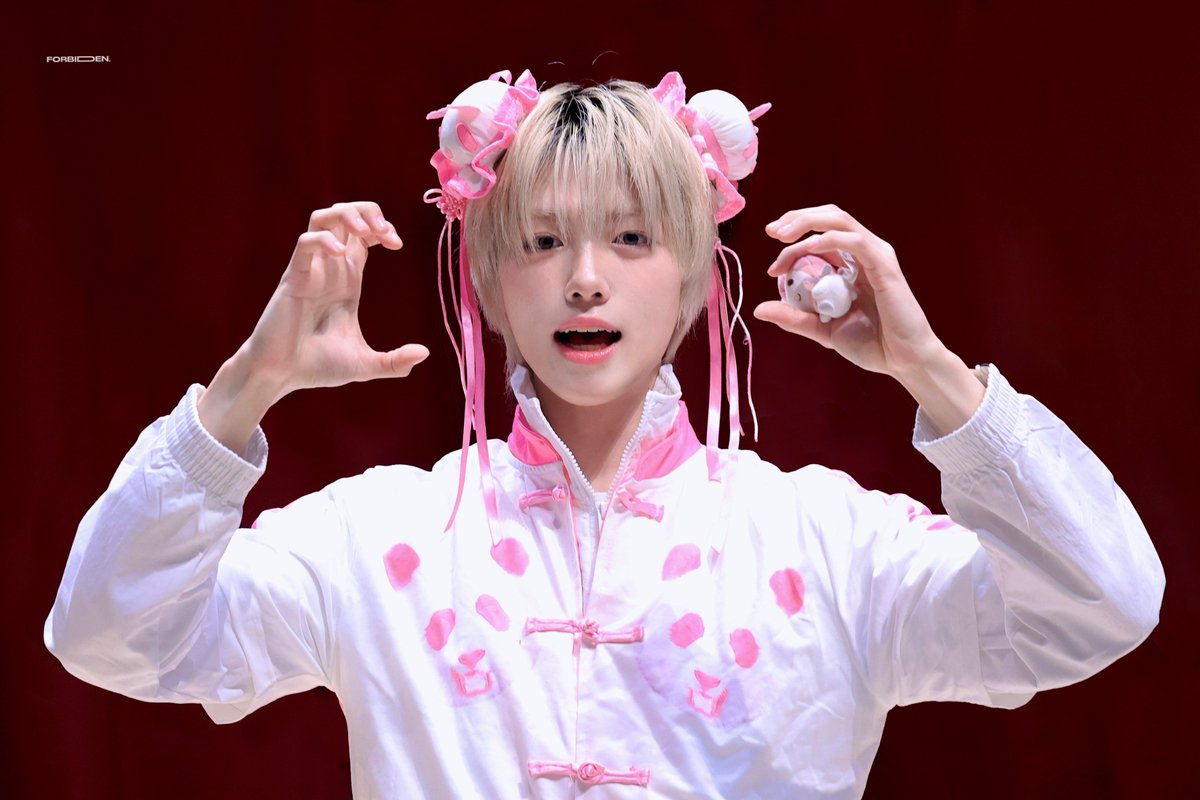 forbidden_idntt's tweet photo. 260130

#아이덴티티 #idntt #김성준 #kimseongjun https://t.co/9cnaFZsahB