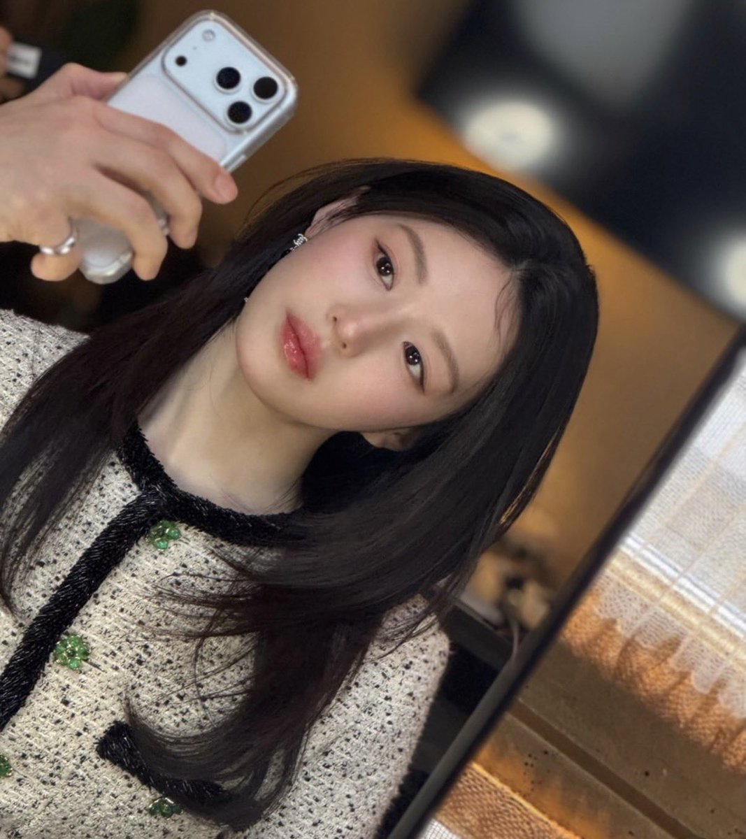 𝑧͟𝑜͟𝑒͟ 𝑎͟𝑙͟𝑒͟𝑥͟𝑎͟𝑛͟𝑑͟𝑟͟𝑖͟𝑎͟. tweet media