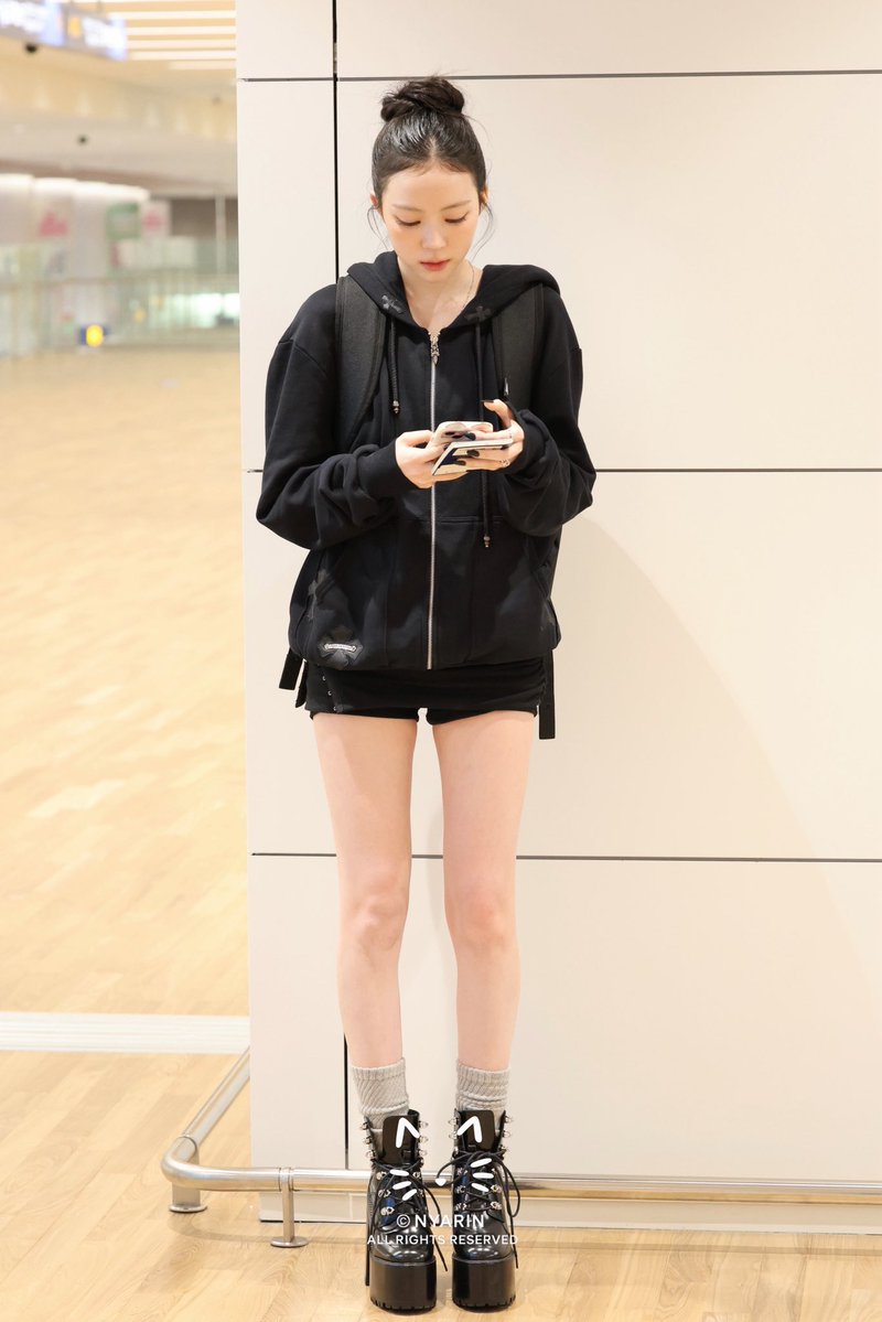 𝗡𝗬𝗔𝗥𝗜𝗡 tweet media