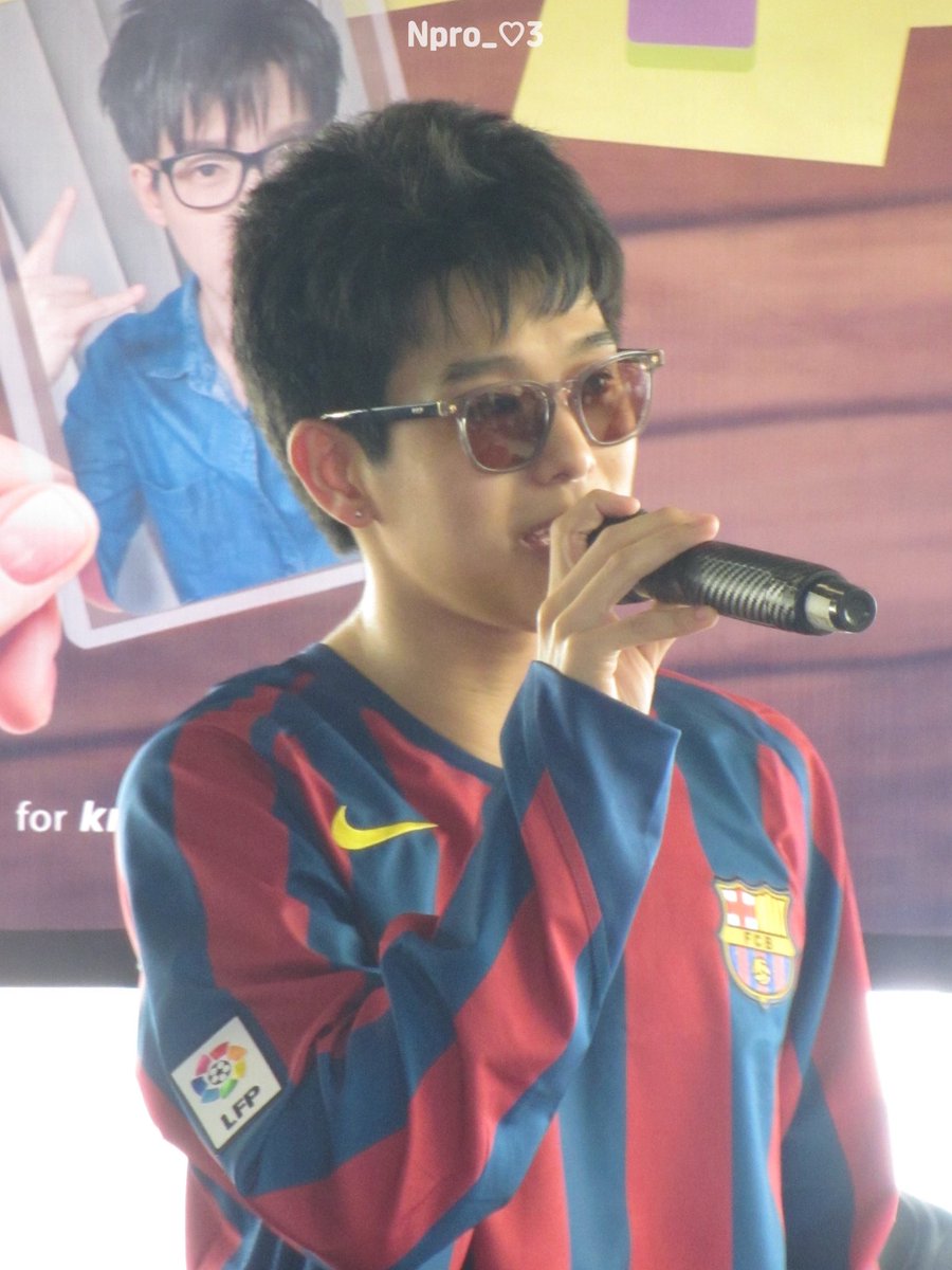 𝑁🌙 tweet media