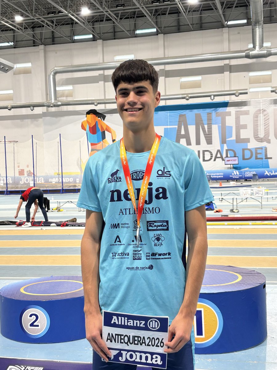 Laura Real tweet media