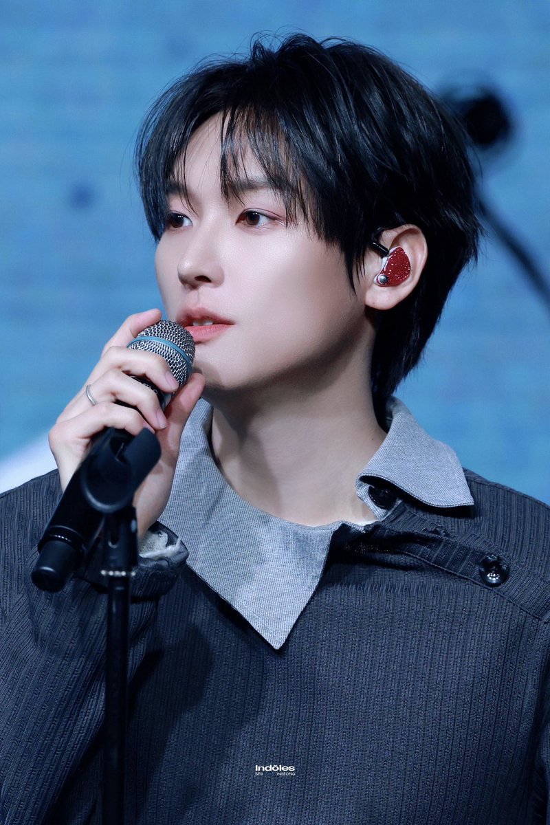 Indoles712's tweet photo. 260114 Crossfade: 쇼케이스

#인성 #김인성 #INSEONG #インソン #SF9 https://t.co/F5sk5JTz4O