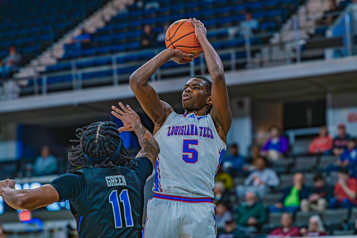 Bulldog Basketball 🐶🏀 tweet media