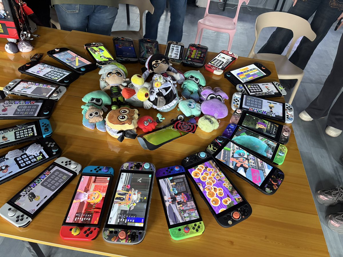 萤少sama tweet media