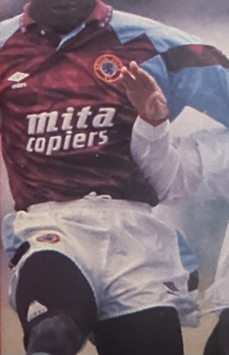 daily_set's tweet photo. Guess who? #ProSet #AVFC https://t.co/BWcODTepT8