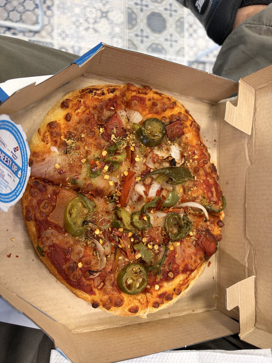 _j0sal's tweet photo. Free additional perks 😋 https://t.co/y0yoVWuxYR