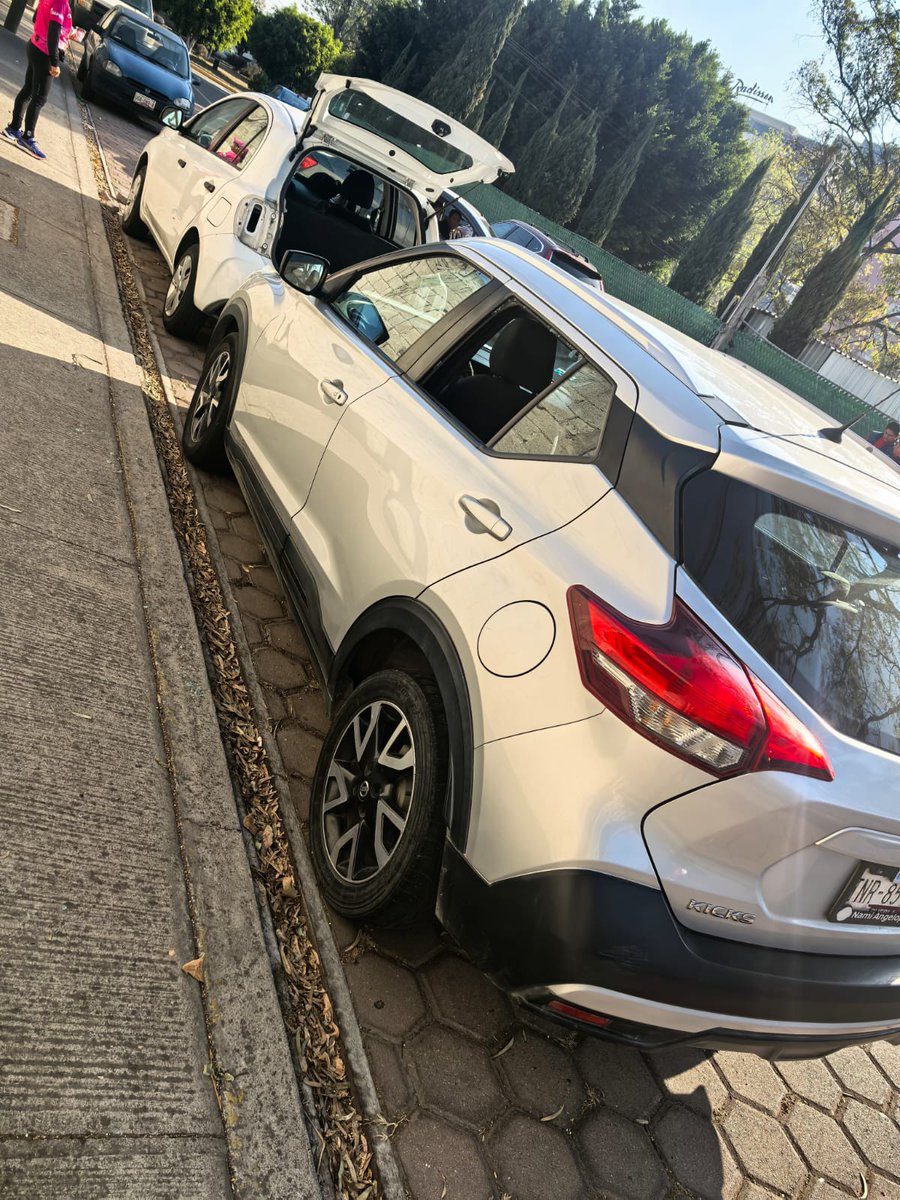 ★·.·´HeChIzErO`·.·★ tweet media