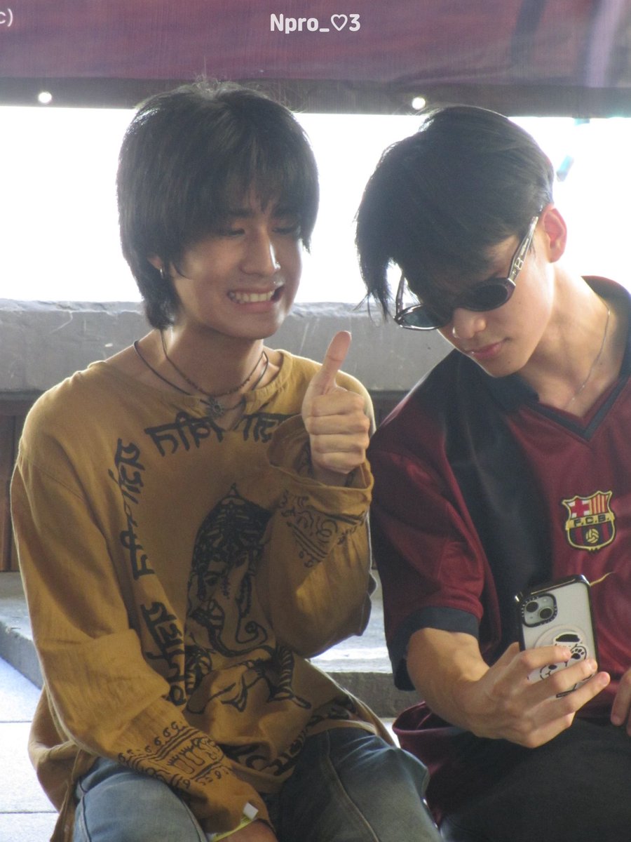 𝑁🌙 tweet media