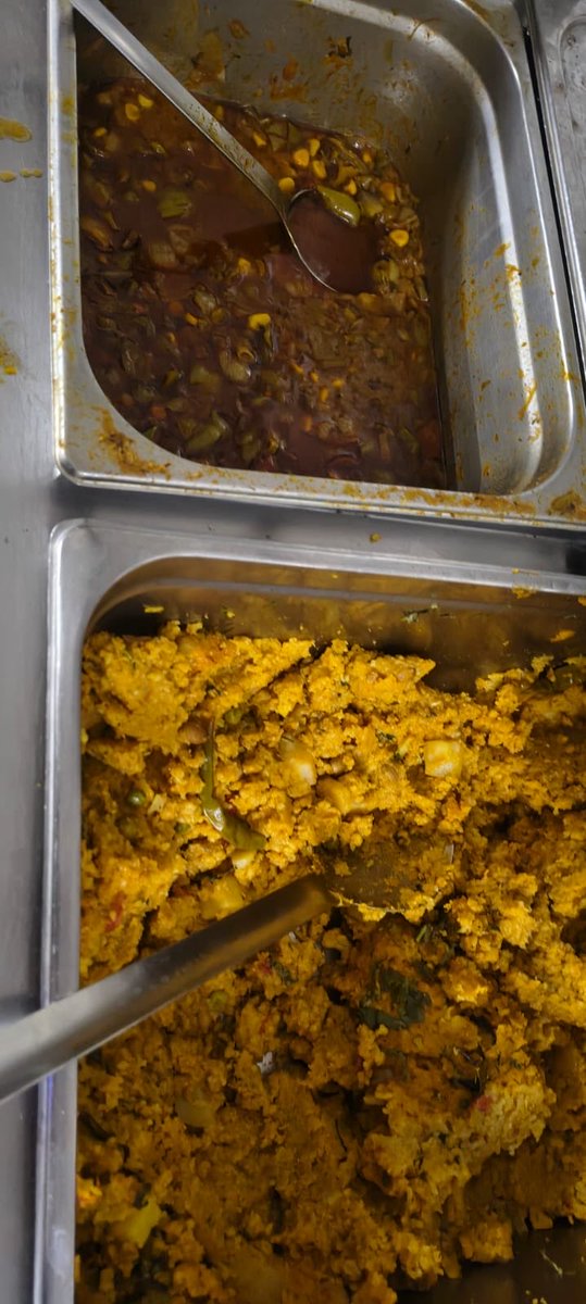 SKapale23664's tweet photo. Average food in mit adt university 🤮 #mitadtpune #rajmess https://t.co/0qamKqWU0n