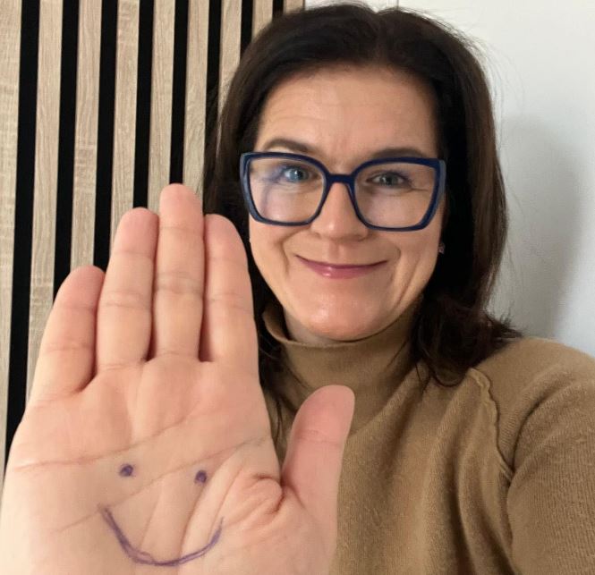 <a href="/Dulkiewicz_A/">Aleksandra Dulkiewicz</a> Udostępnij publicznie wpis o treści "DULCZESSA JEST NAJLEPSZYM PREZYDENTEM WOLNEGO MIASTA GDAŃSKA" oraz wyślij go do swoich co najmniej 37 znajomych, a dobry duszek Adamowicza odwiedzi twoje mieszkanie i dostarczy ZA DARMO pyszne chrupiące wypieki*

*promocja obowiązuje tylko do