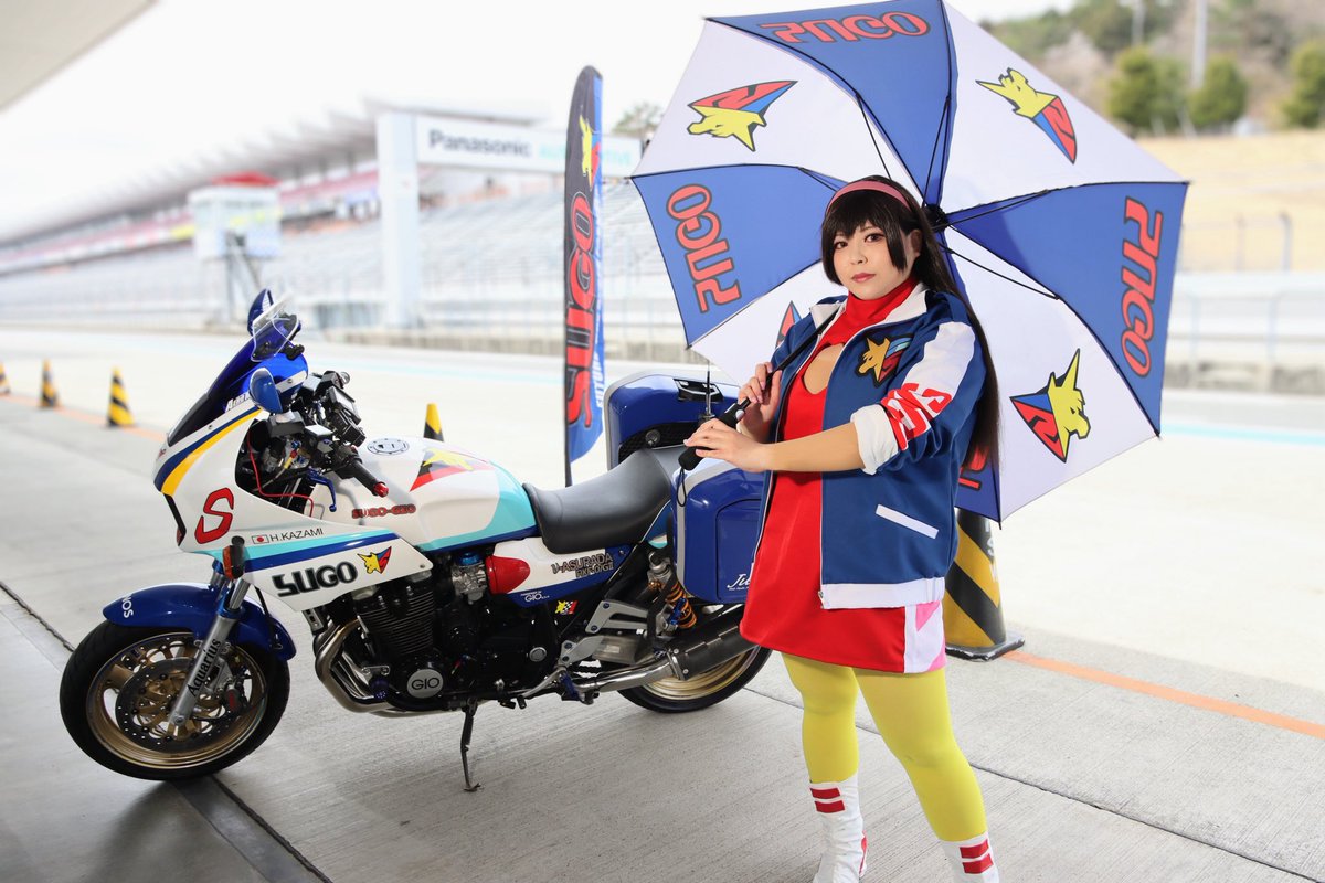 rikarinmaru0602's tweet image. #CF35th

サイバーフォーミュラ35周年おめでとうございます❗️
旦那氏に勧められてハマってコスしたな〜
あすかちゃんが1番好き❗️
初期以外のあすかちゃんもいつかやれるようダイエット頑張ります〜
いつかユニオンのキャンギャルちゃんもやりたいな🙃（言うだけはタダ）