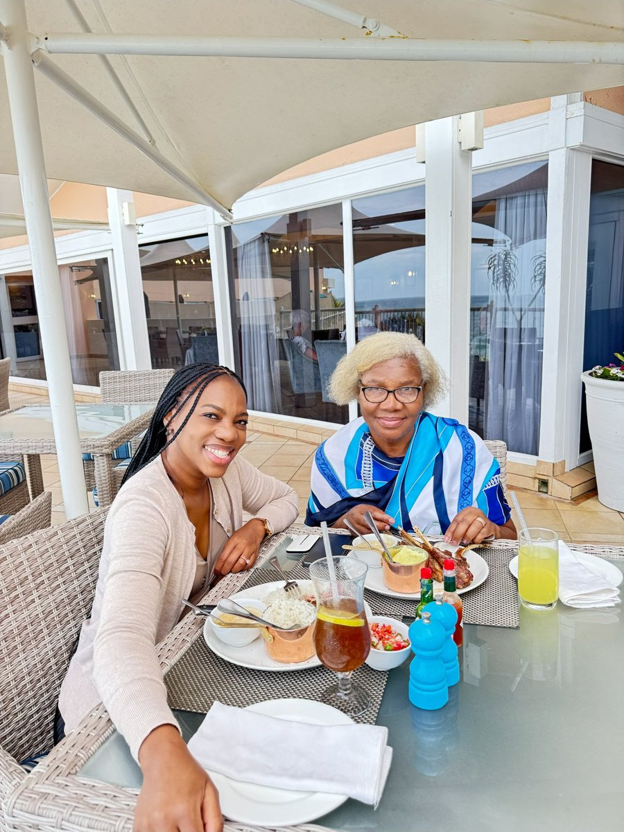 Nobuntu Hlazo-Webster MP tweet media