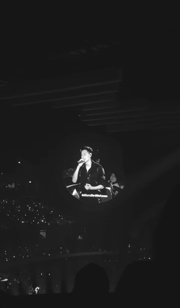 ฝันถึงแฟนเก่า                  ยิ้มทั้งน้ำตา

น้องวินนี่กลับมาให้เฮียง้อเถอะ ㅠㅠ