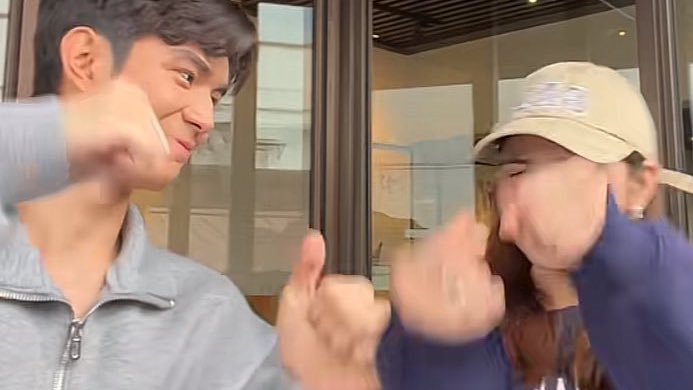 arwenschlenzy's tweet image. arwen would be on her silly and hyper self, and you’d catch chlenzy looking at her with the most gentle and softest smile on his face, as if that’s the cutest thing he’s ever seen in his life LIKEEEEE  i js know he’s soo down to do whatever she wants 😞 #wHEN