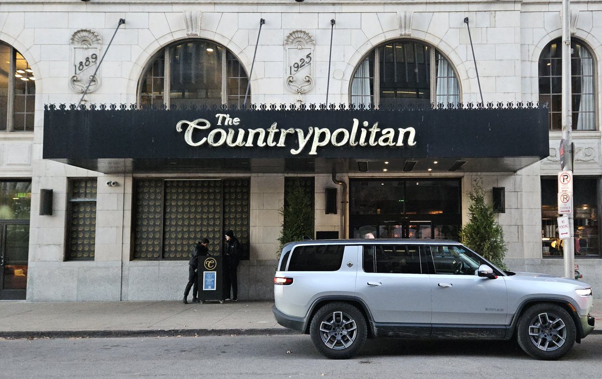 R1Stephanie tweet media